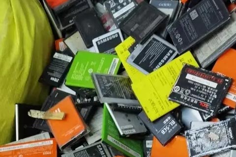 ※涿鹿大堡附近回收钛酸锂电池※高价UPS蓄电池回收※上门回收理士电池